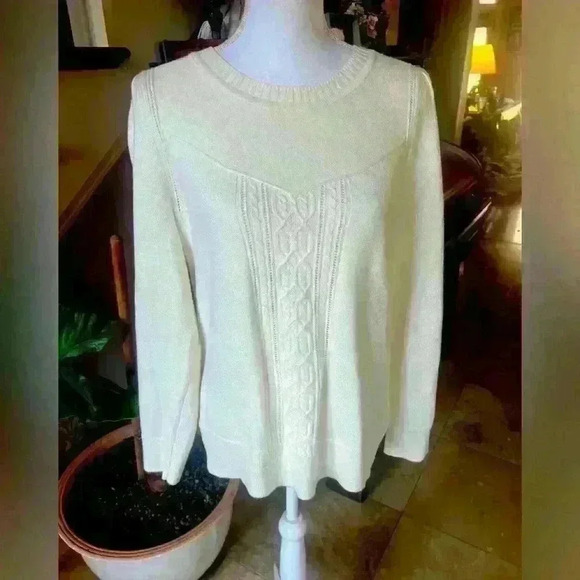 Talbots ladies crew neck sweater large NWOT. Long sleeve cream color. Super soft - Picture 3 of 11